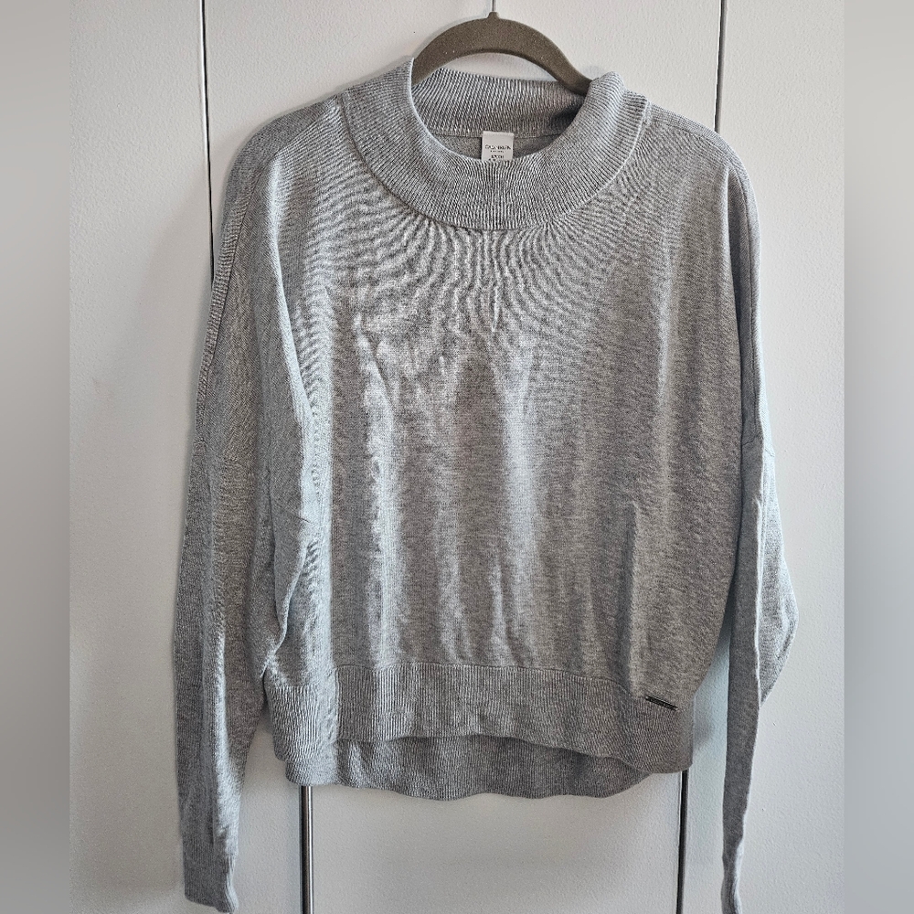 Calvin Klein Size Small Grey Knitwear Top